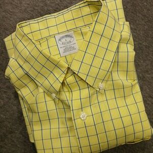 Brooks Brothers The Original Polo Shirt Mens L Yellow Blu Gingham Check Non-Iron